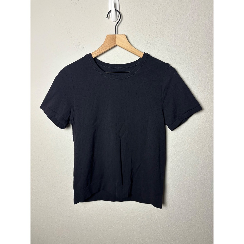Athleta In Motion Short Sleeve Tee Black Seamless Performance Top Size M